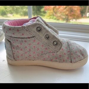 TOMS Kids Paseo hightop-thick grey with pink dots